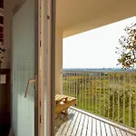Apartment Priestranny S Velkorysym Vyhladom