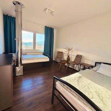 Apartmán Priestranny S Velkorysym Vyhladom *