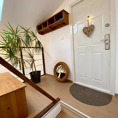 Apartmán Priestranny S Velkorysym Vyhladom