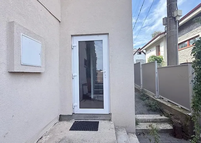 Priestranny S Velkorysym Vyhladom Apartman