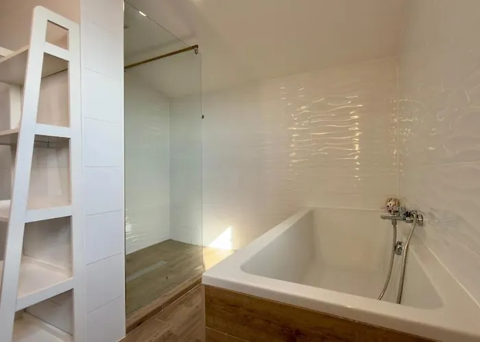 Priestranny S Velkorysym Vyhladom Apartman *