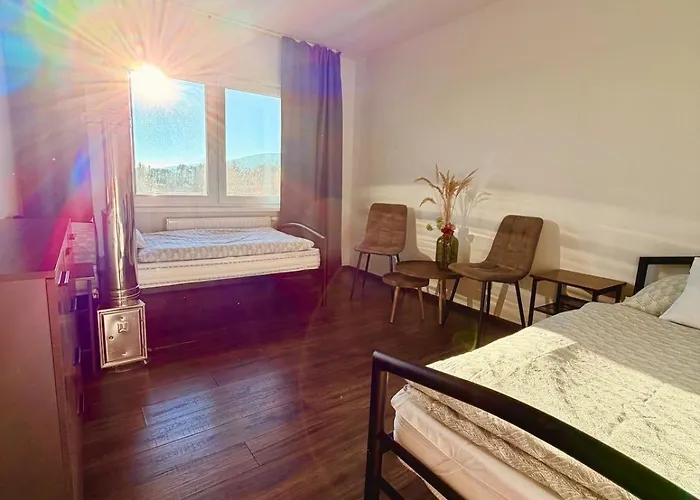 Apartman Priestranny S Velkorysym Vyhladom *