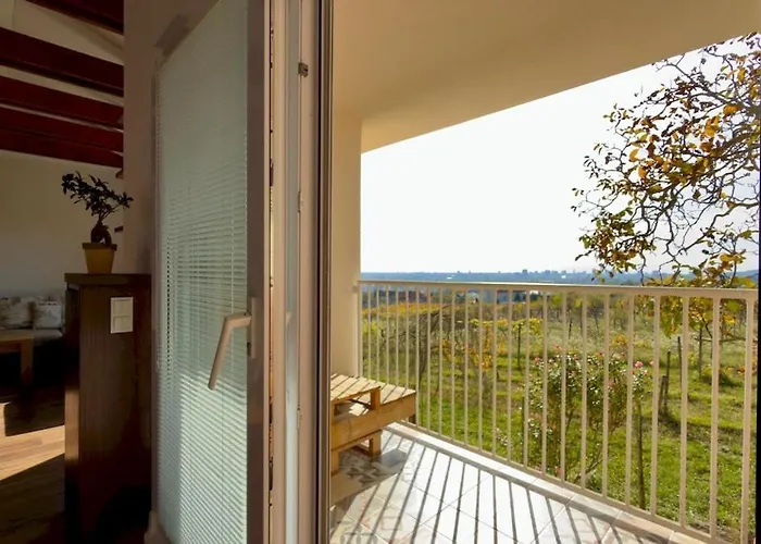 Apartman Priestranny S Velkorysym Vyhladom